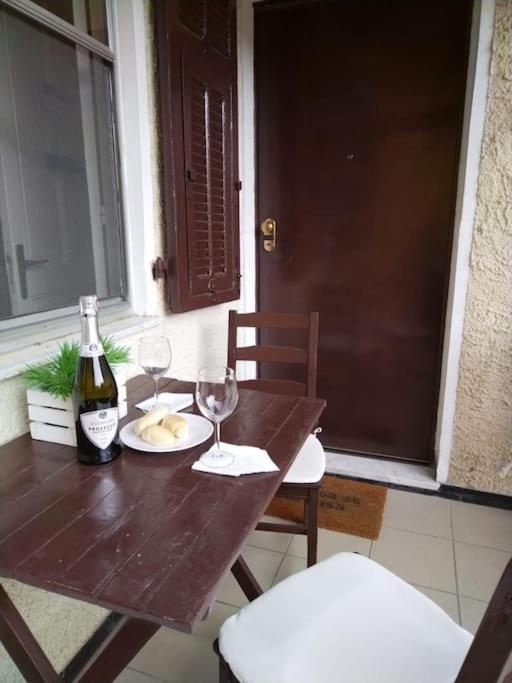 Casa Noemi, A Pochi Passi Dalle Spiagge E Dal Centro Di Arma Di Taggia. Ngoại thất bức ảnh